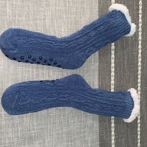 Color- blue. One size fits all